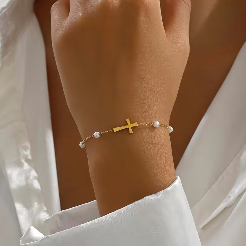 18K Golden Plated Stainless Steel Bracelet with Rhinestone Accents and Pearls