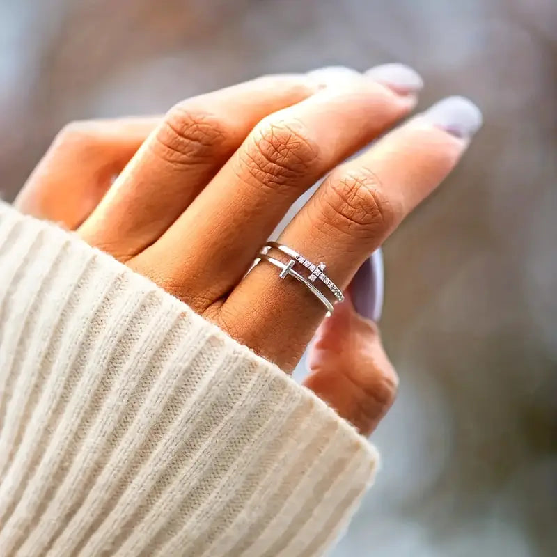 Ring with Synthetic Zirconia